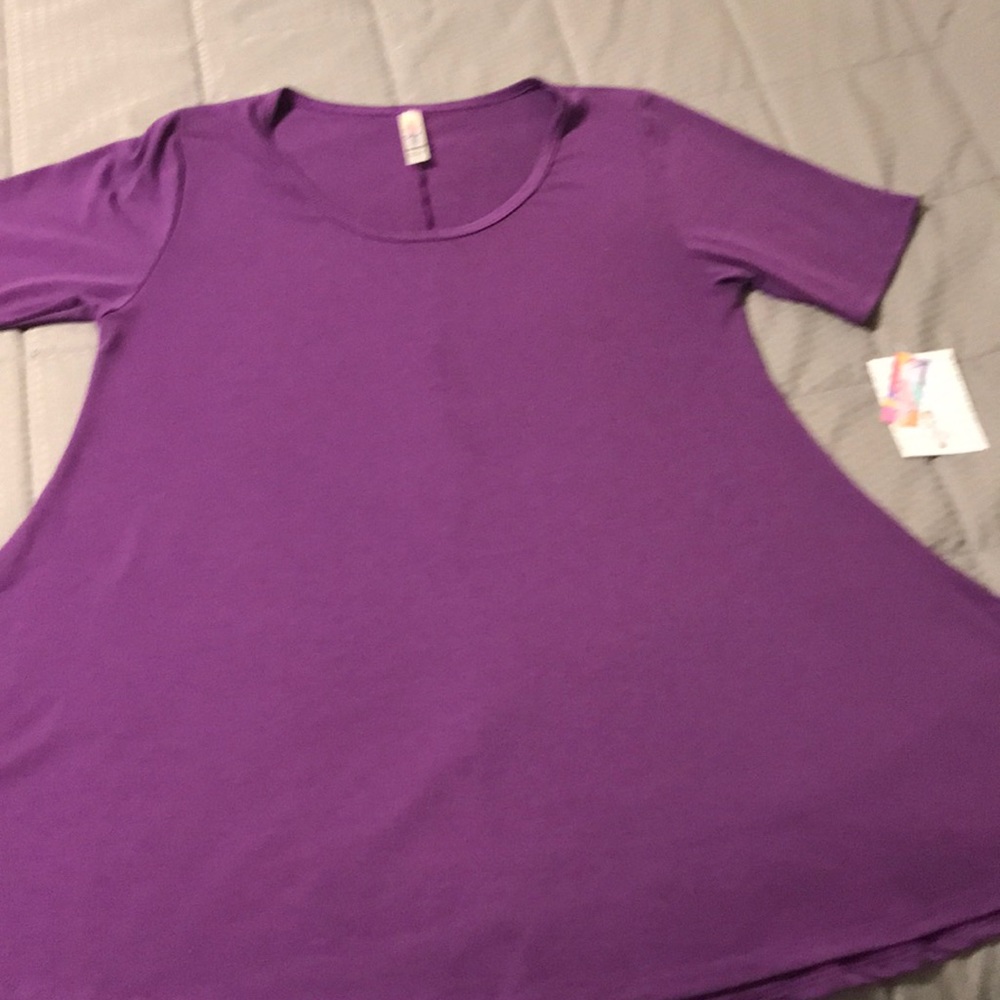 BNWT LuLaRoe PerfectT Size Small SOLID Deep Purple